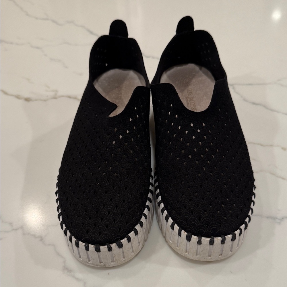 Ilse Jacobsen Black Slip-On Shoes, EU 37/US 6.5-7